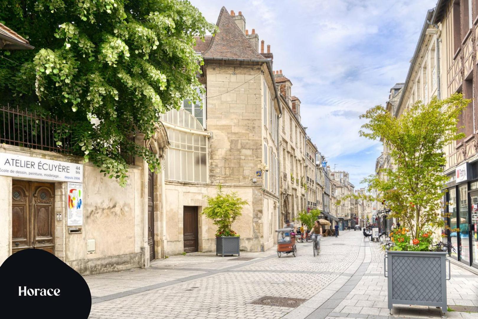 Le City - Parking And Comfort In The City Centre Caen Bagian luar foto