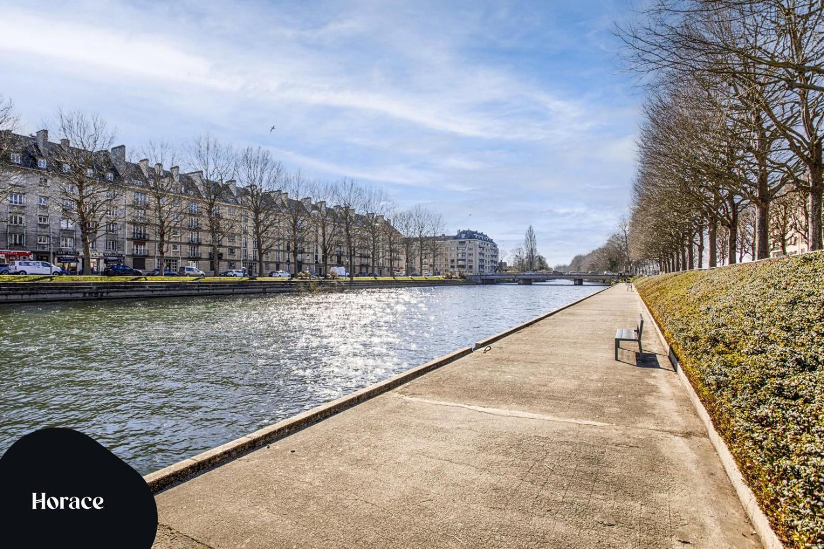 Le City - Parking And Comfort In The City Centre Caen Bagian luar foto