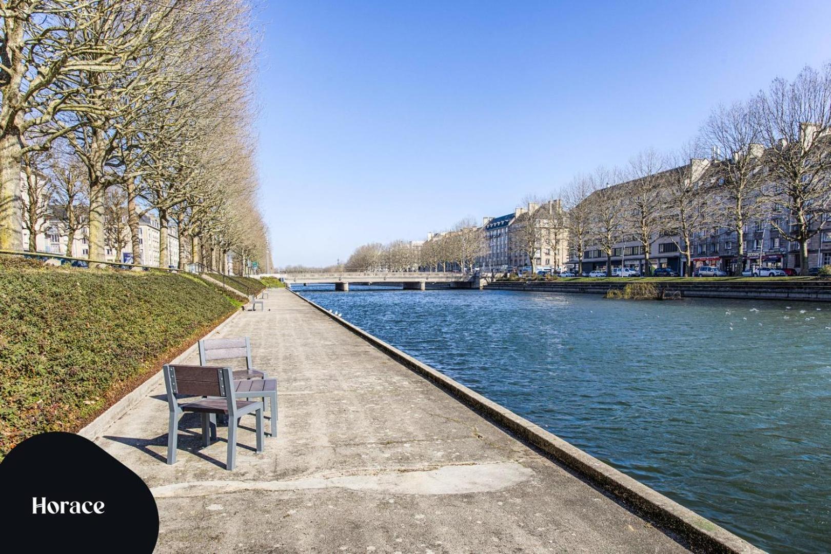 Le City - Parking And Comfort In The City Centre Caen Bagian luar foto